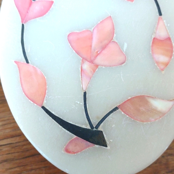 Oval Floral Soapstone Trinket Box Made in India - Picture 3 of 7